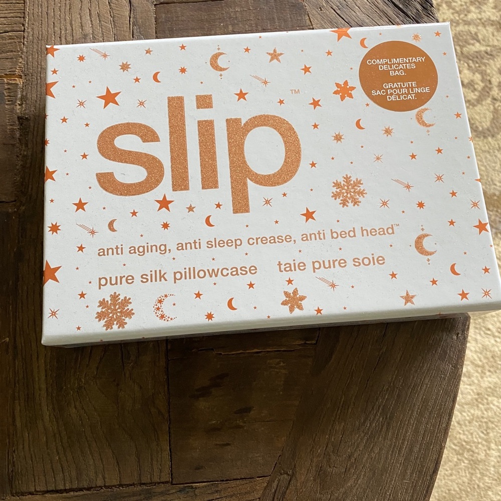 Silk pillowcase
